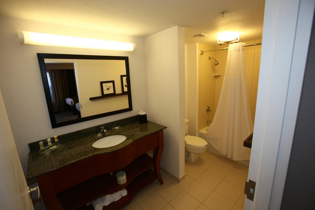 Greentree Inn & Suites Phoenix Sky Harbor Rum bild