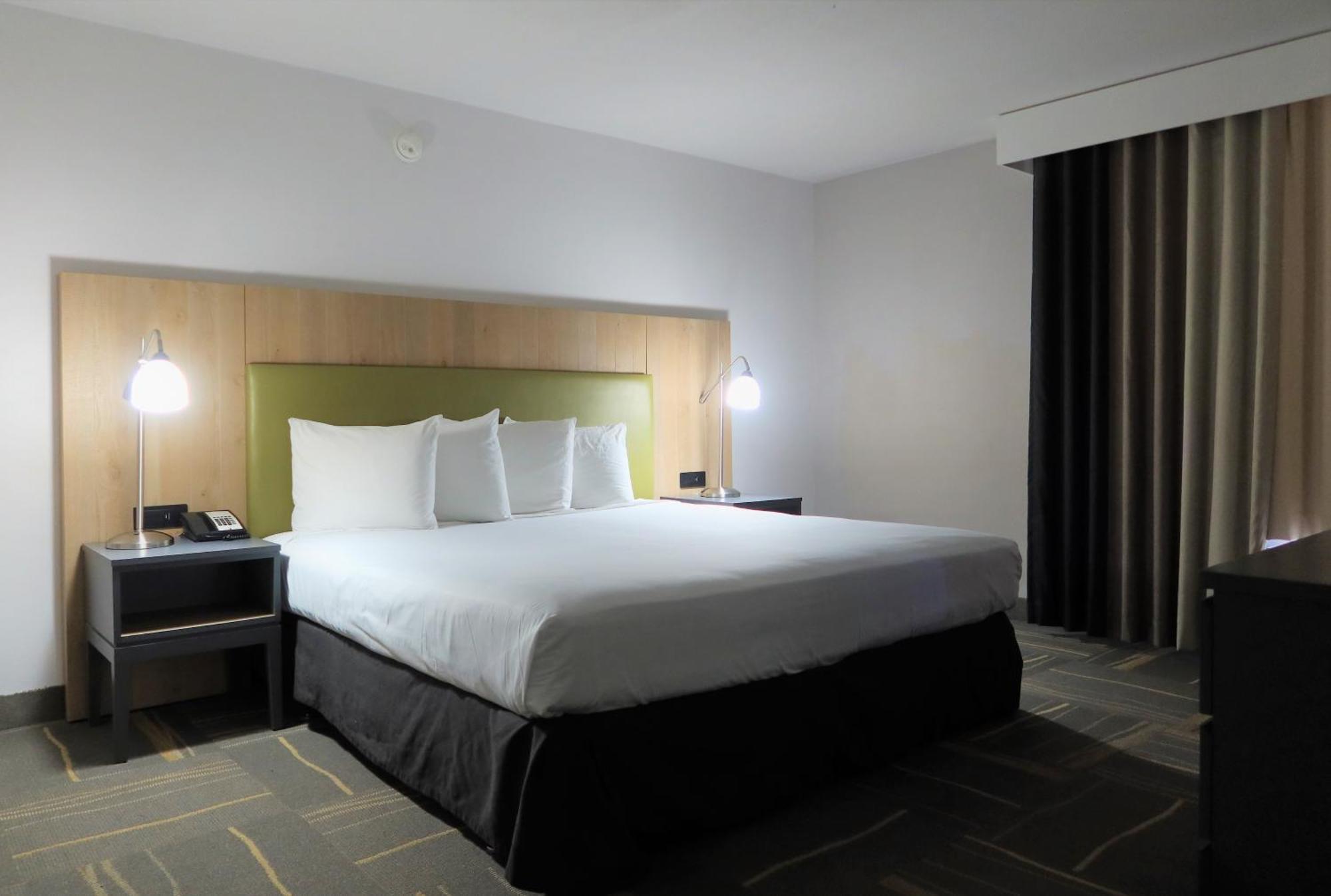 Greentree Inn & Suites Phoenix Sky Harbor Exteriör bild