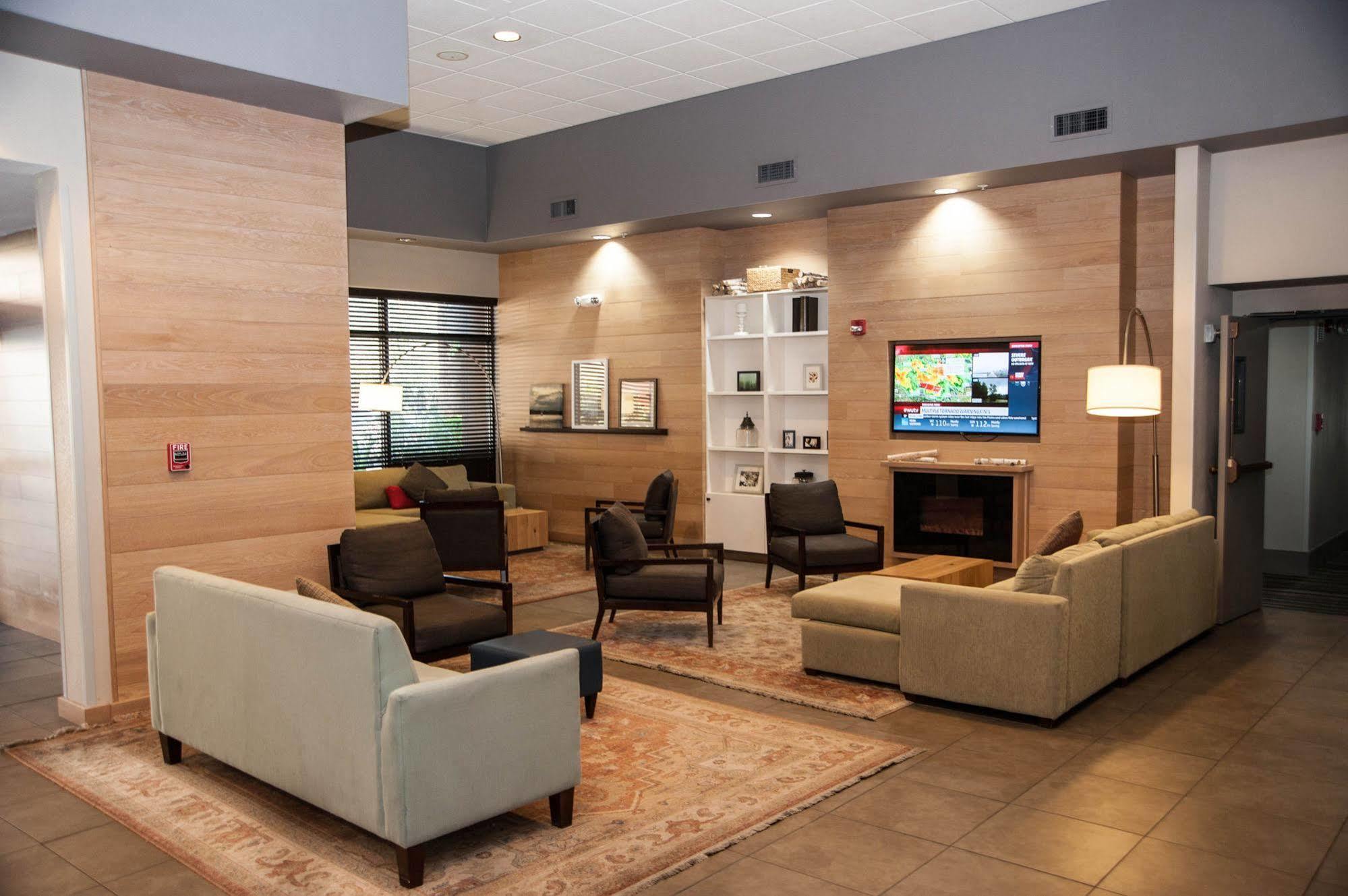 Greentree Inn & Suites Phoenix Sky Harbor Exteriör bild